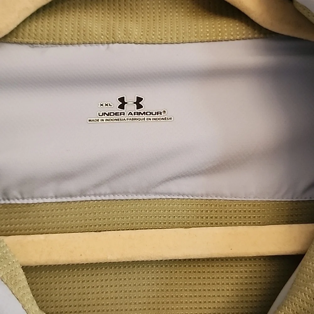 Under Armour Light Blue Short Sleeve Shirt - Picture 3 of 9